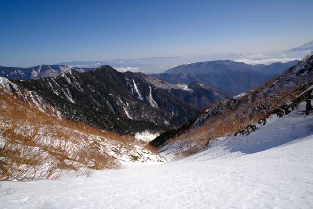 DSCF01301 1024x683 - 農鳥岳への冬期合宿