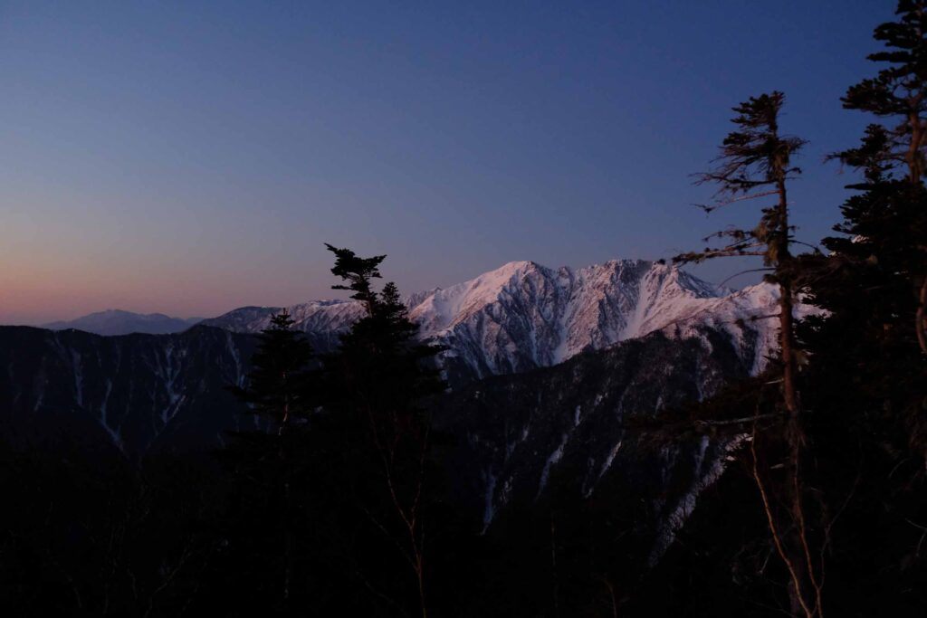 DSCF1736 1024x683 - 北岳への冬期合宿