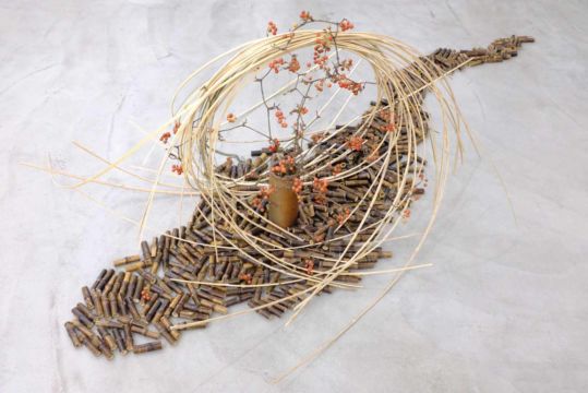 Flower arrangement svg+xml,%3Csvg%20xmlns%3D%22http%3A%2F%2Fwww.w3 - Flower arrangement