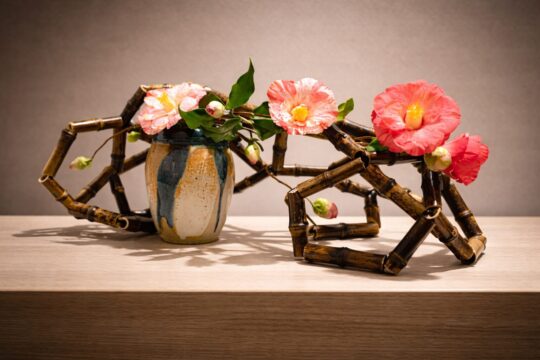 Flower arrangement svg+xml,%3Csvg%20xmlns%3D%22http%3A%2F%2Fwww.w3 - Flower arrangement