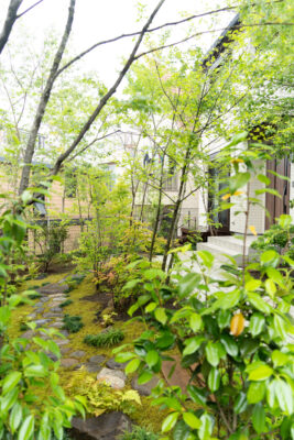 庭園 svg+xml,%3Csvg%20xmlns%3D%22http%3A%2F%2Fwww.w3 - 庭園